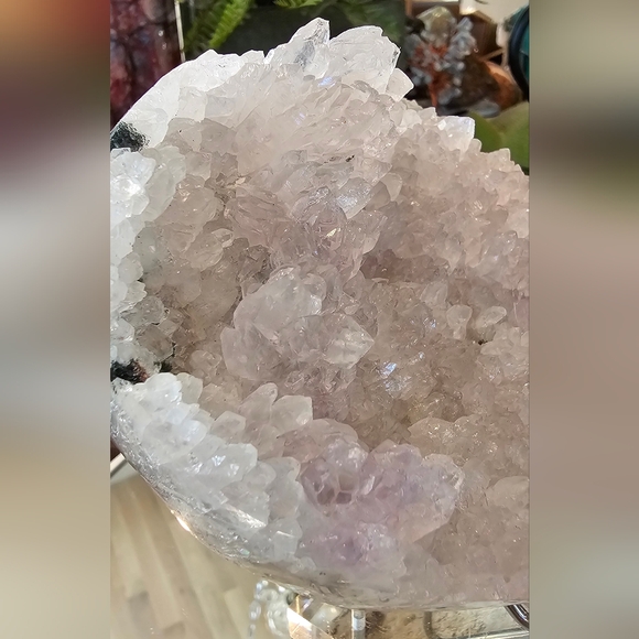 Large Natural Clear Quartz w/light Pink Hue - Picture 13 of 16